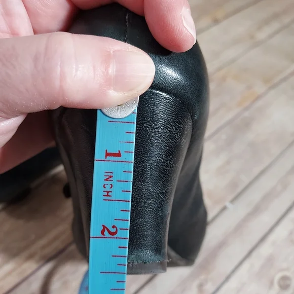 Naya black floral Chalice Mary Jane heels 8.5 - Picture 11 of 12